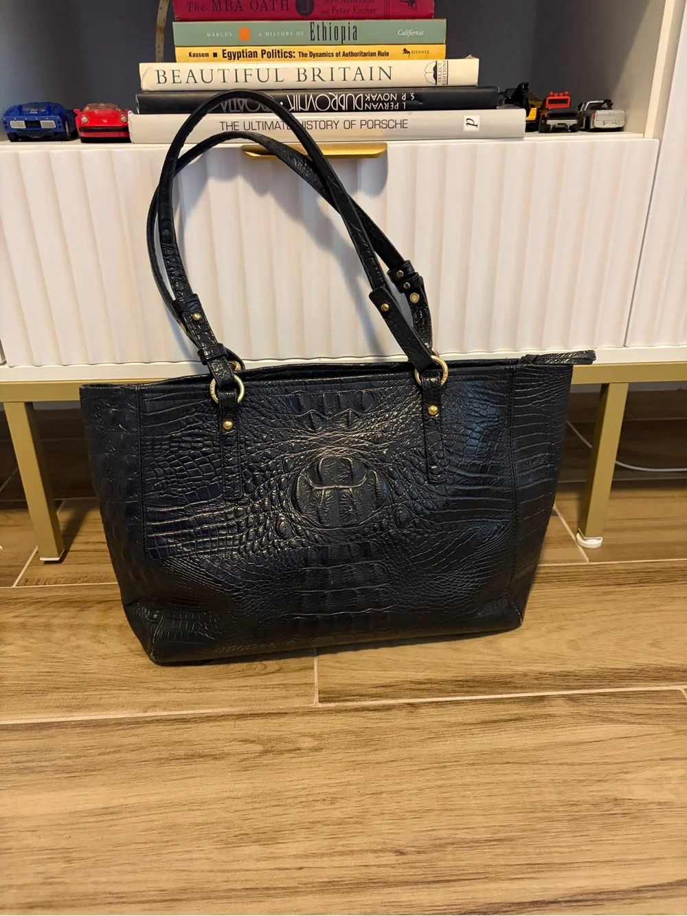 Brahmin Black Croc Embossed Leather Tote Bag Shoulder Purse Gold Hardware Large - Picture 7 of 15
